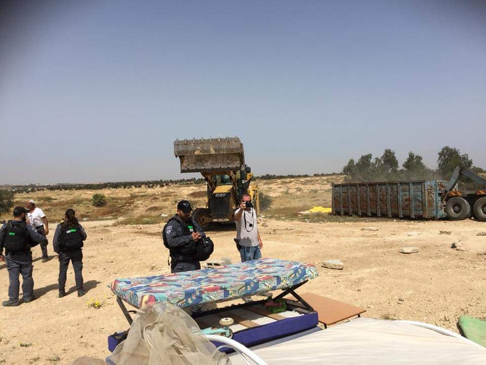 هدم قرية العراقيب في النقب وتشريد عائلات للمرة الـ127